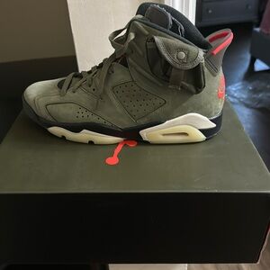 Jordan & Travis Scott Collab Cactus Jack 6's